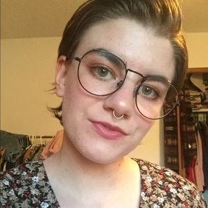 Meet your Posher, Ally